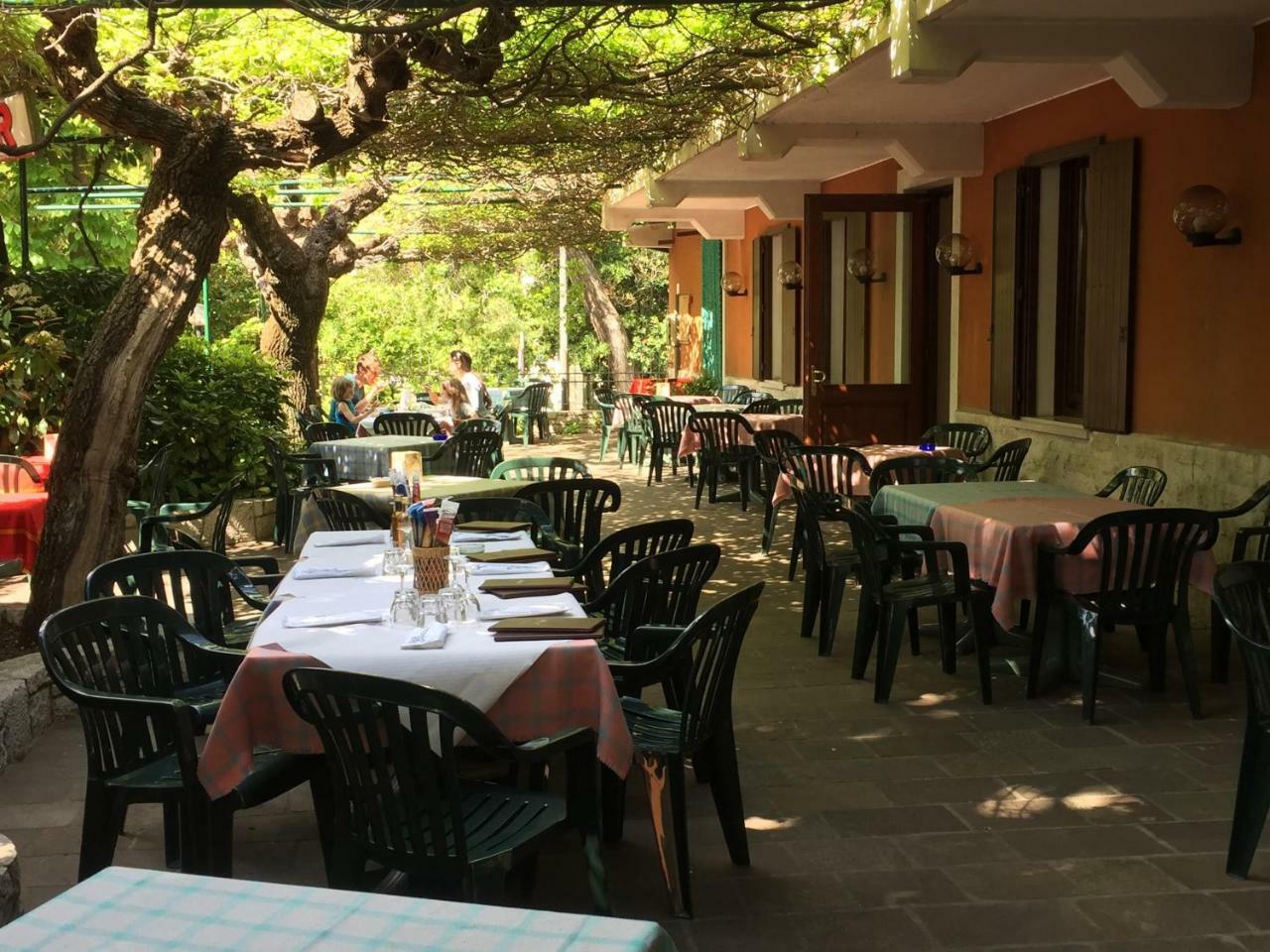 Hotel Al Pescatore Duino Exterior foto